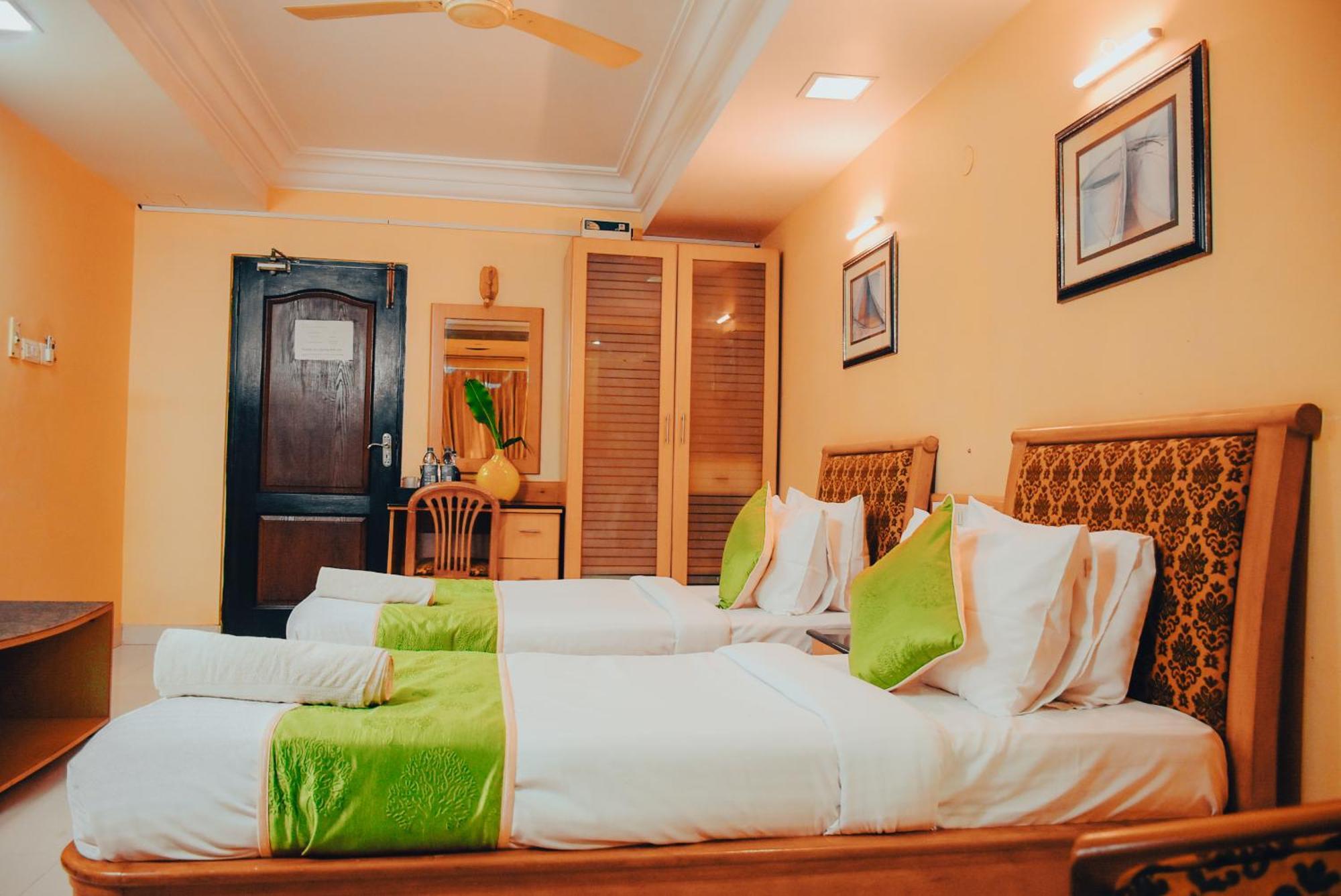 Naksha Tree Hotels - Mogappair Ченай Екстериор снимка